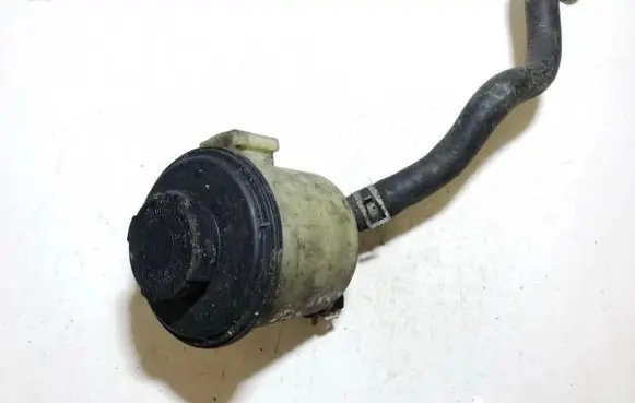 Nissan Primera Power steering fluid tank/reservoir