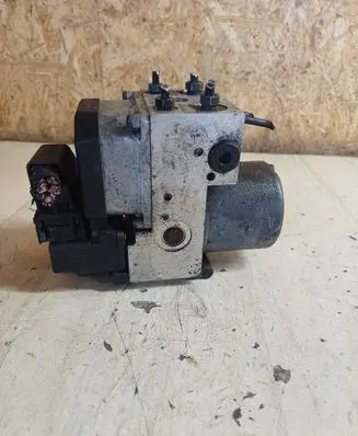 Audi A6 S6 C5 4B ABS Pump 8E0614111R