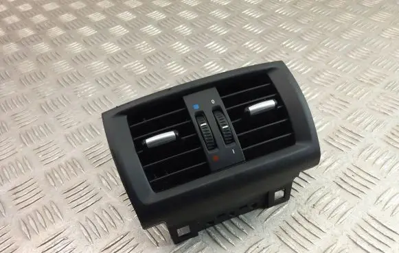 BMW X3 F25 Rear air vent grill 9200888