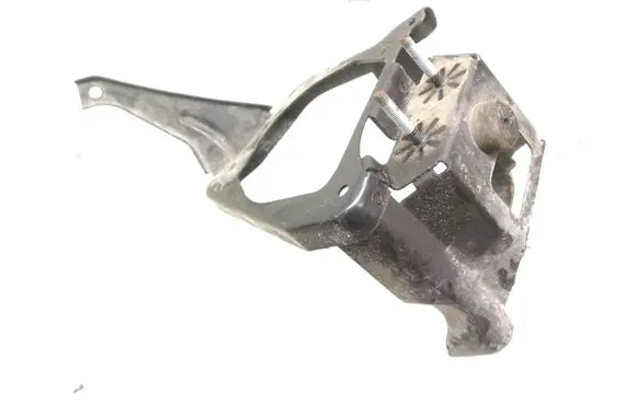 BMW 3 E90 E91 Power steering pump mounting bracket 6765403 3241676540307