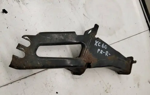 Front bumper cross member