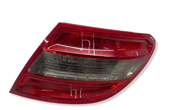 Mercedes-Benz C W204 Rear/tail lights 2048203064