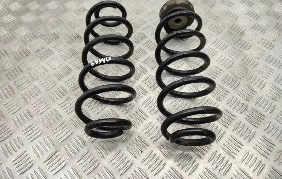 Audi A4 S4 B8 8K Rear coil spring