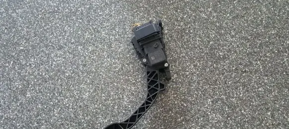Ford Focus C-MAX Accelerator throttle pedal 3M519F836AF 6PV00864110