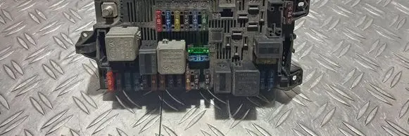 Mercedes-Benz E W211 Fuse module 0035455901 HW1102