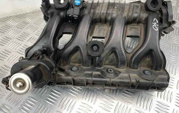 Mercedes-Benz C W204 Intake manifold A2710903037