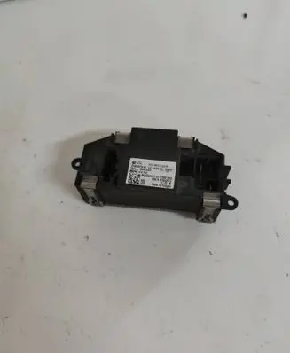 Volkswagen Golf V Heater blower fan relay 3C0907521E 994044P F011500045