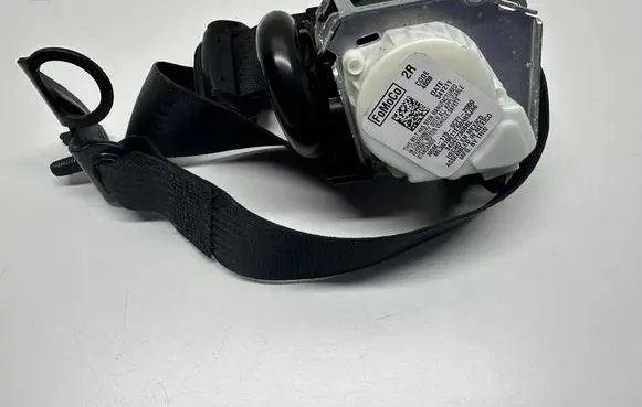 Ford F150 Rear seatbelt ML3B16611E50AB3JA6 4808 341211
