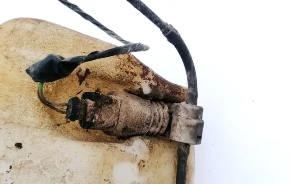 Volkswagen Sharan Windscreen/windshield washer pump