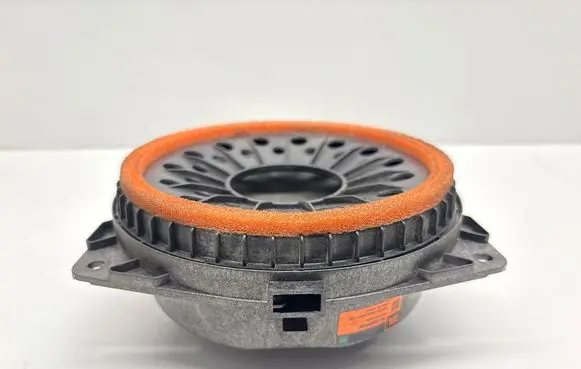 Toyota Prius+ (ZVW40) Rear door speaker 861600WV60 8942002301A 12312J0802