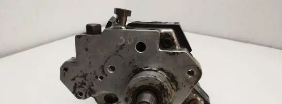 Audi A6 S6 C6 4F Fuel injection high pressure pump 0445010125 059130755JB00