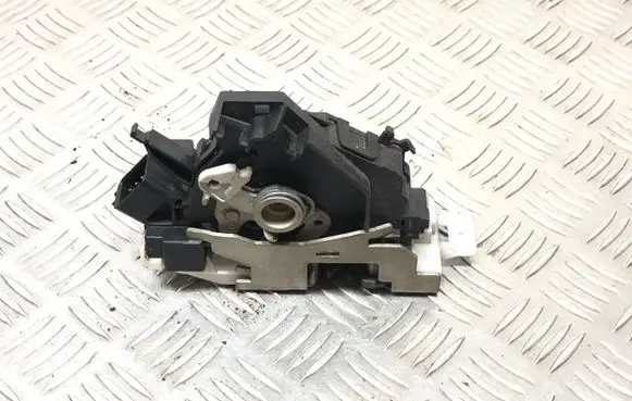 Ford Mondeo Mk III Front door lock 1E0250DL 2K1853