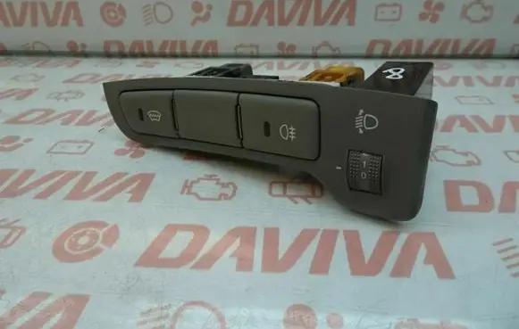KIA Carens II Headlight level height control switch 202002952