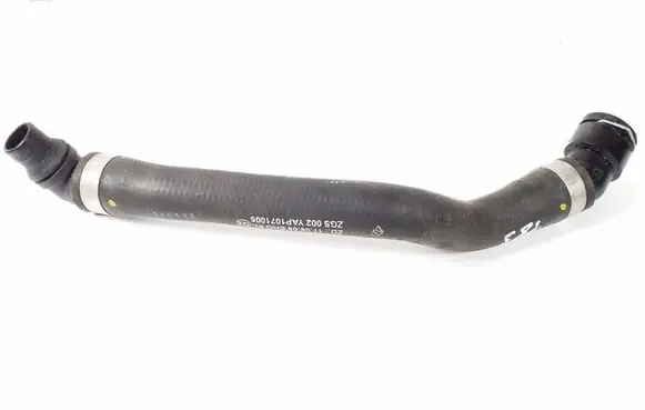 Mercedes-Benz CLS C219 Engine coolant pipe/hose A2118302996