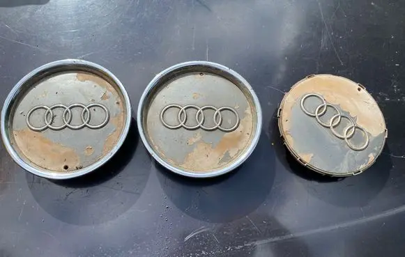 Audi A3 S3 8L Original wheel cap 8L0601165A
