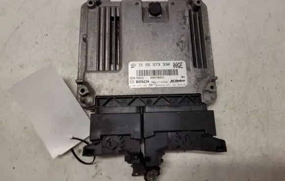 Opel Insignia A Engine control unit/module 55573330 5557333000QE 55566722