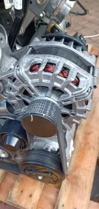 Renault Master III Generator/alternator 231007317R FG18T211