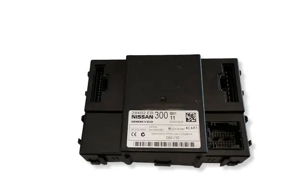 Nissan Navara D22 Comfort/convenience module 284B2EB300