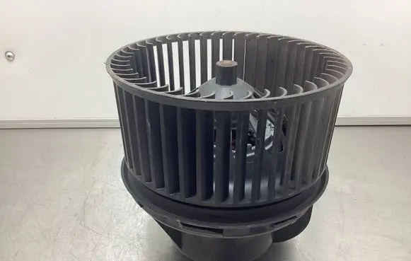 Ford Focus Heater fan/blower AV6N18456CA 0006489603