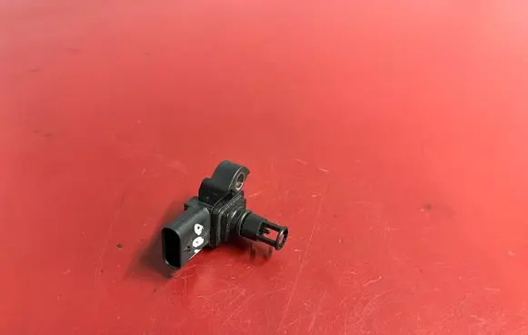 BMW X3 G01 Air pressure sensor 8637900