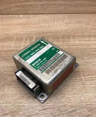 Audi 80 90 B3 Airbag control unit/module 8A0959655 0285001085