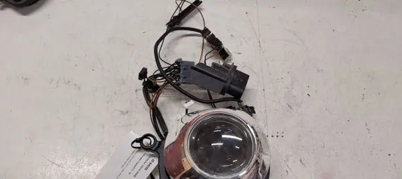 Volkswagen Touareg II Headlight part 04B0242799 01C1076594 16254310