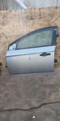 Ford Mondeo MK IV Front door 