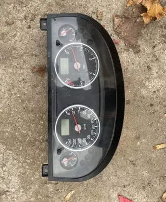 Ford Focus Speedometer (instrument cluster)