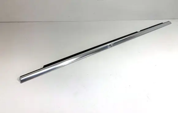 Mercedes-Benz E W212 Loading door glass trim molding 