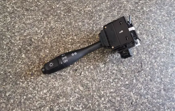 Mitsubishi Lancer Indicator stalk