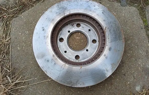 Suzuki Swift I Front brake disc