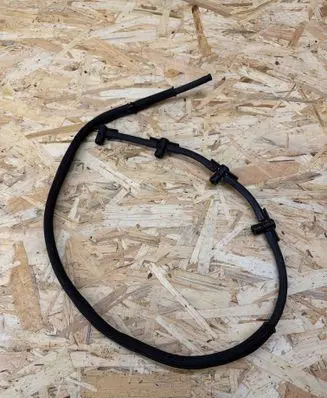 BMW 3 E90 E91 Fuel line pipe