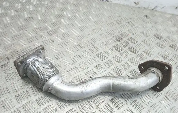 Volkswagen Golf III Muffler pipe connector clamp M30606