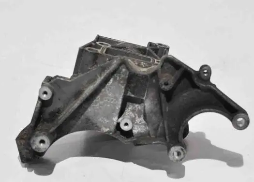 Audi A8 S8 D3 4E Other engine bay part 059145169P