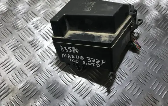 Mazda 323 F Fuse box set