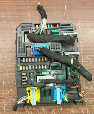 Citroen Berlingo BSM Control unit 9830707680 983070768000