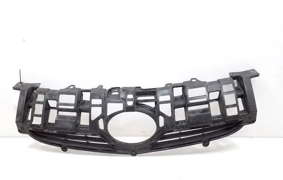 Toyota Prius (XW30) Front grill 5311147020