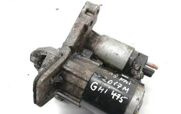 Nissan Qashqai Starter motor 233004979R