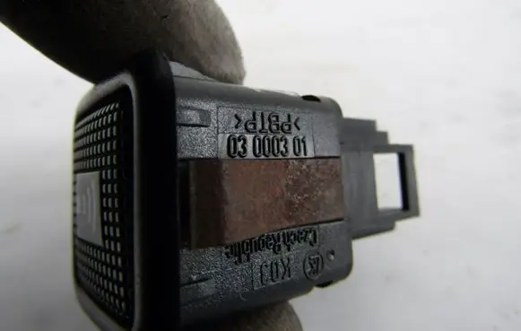 Other switches/knobs/shifts