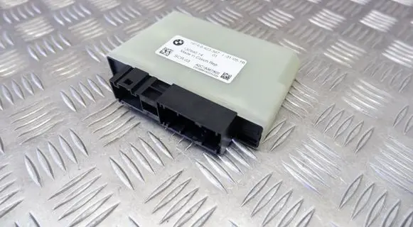 BMW 5 G30 G31 G38 Adblue control unit 9423397