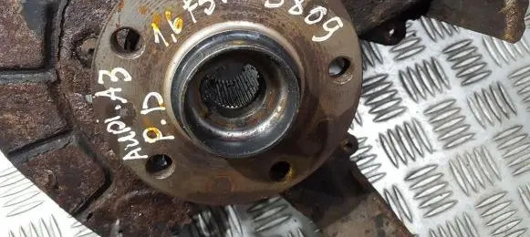 Audi A3 S3 8P Front wheel hub