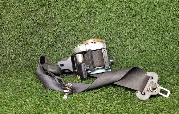 Honda CR-V Front seatbelt TEAF6EJ010 81850SCAE010M4