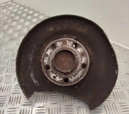 Volvo V70 Rear wheel hub P30666403 T214995 9200623