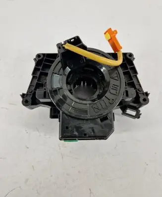 Mitsubishi Outlander Airbag slip ring squib (SRS ring) 8617A076