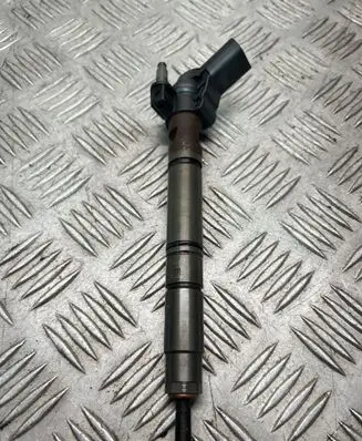 Audi A6 S6 C7 4G Fuel injector 059130277CD 0445117022