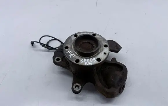 Mercedes-Benz Sprinter W906 Front wheel hub spindle knuckle A906332