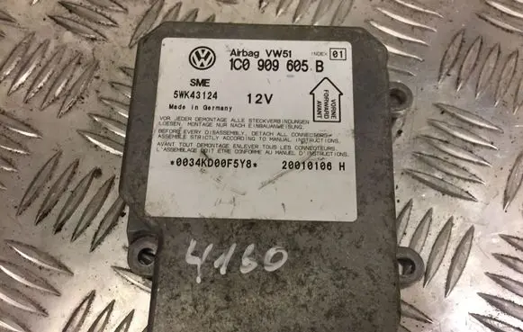 Volkswagen PASSAT B5.5 Airbag control unit/module 1C0909605B 4160