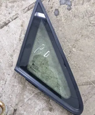 Opel Zafira A Front triangle window/glass 43R007022 DOT36AS2M129