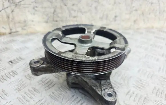 Honda Legend Power steering pump RJA