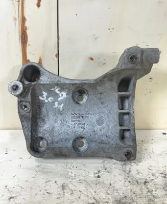 BMW 3 E92 E93 A/C compressor mount bracket 7796352 64557796352